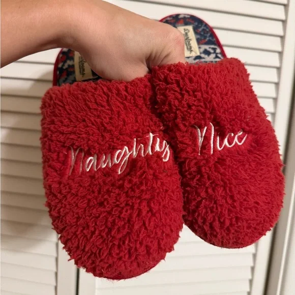 Dearfoams Naughty & Nice Slippers - Picture 8 of 8